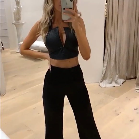 NWT ISABELLE QUINN TOP! - Picture 2 of 4